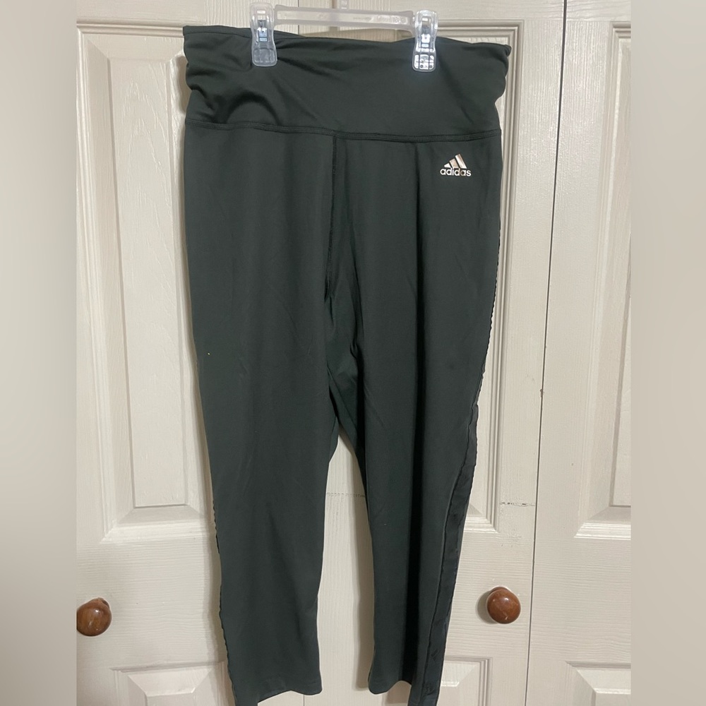 Adidas Zoe Saldana High Rise Cropped Green Tights/Active Wear Leggings Size M